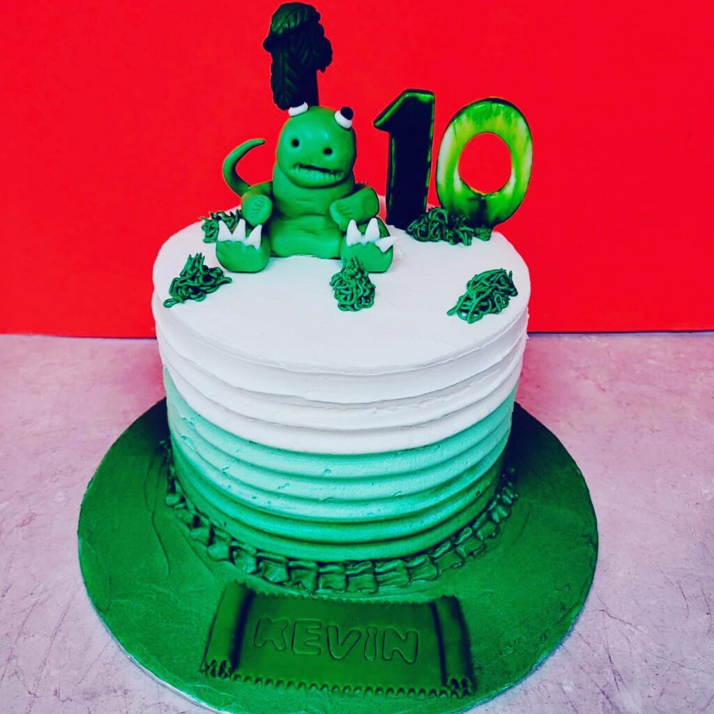 custom-10th-birthday-cake